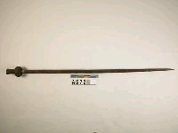 藏品(帶石環木棍)的圖片